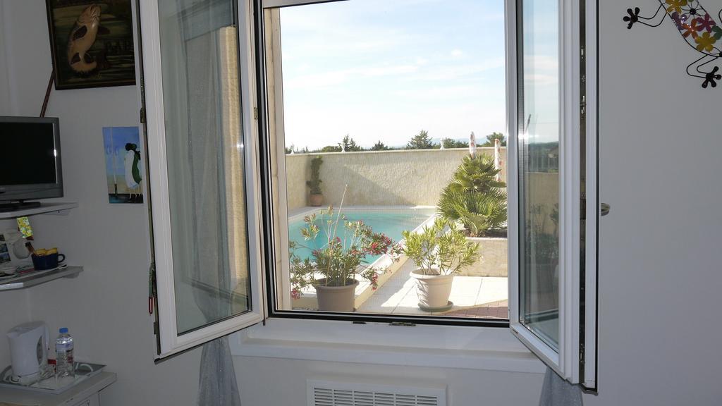 Les Vergers Saint Baldou Bed & Breakfast Cavaillon Room photo