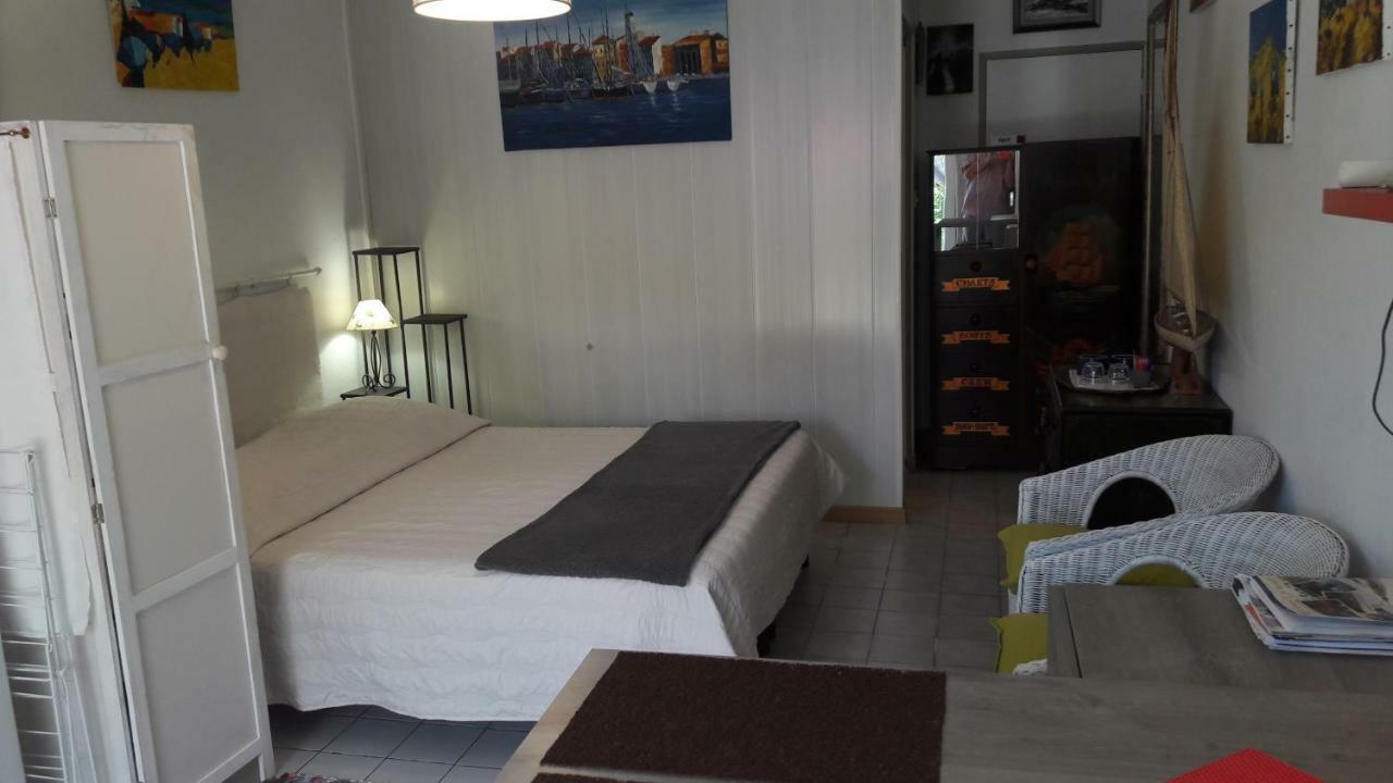 Les Vergers Saint Baldou Bed & Breakfast Cavaillon Exterior photo